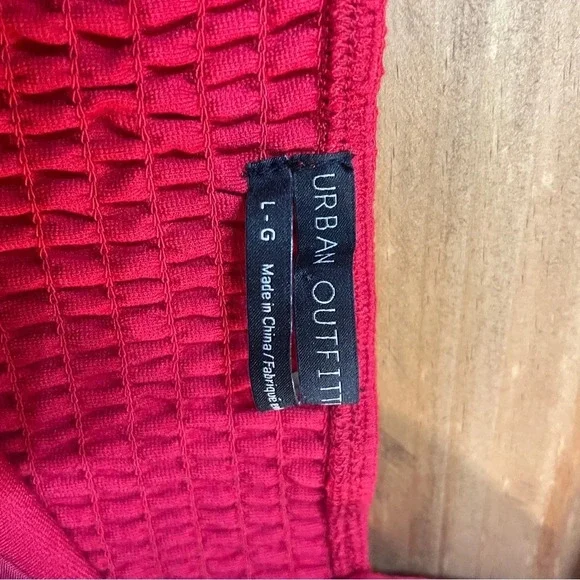 Urban Outfitters Large Red Tie Spaghetti Strap Crop Top Fitted Bust Large EUC - Picture 5 of 8